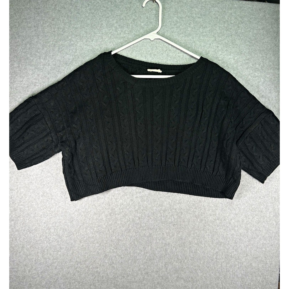 Love Sense Cropped Cable Knit Sweater Womens M Black Acrylic Short Sleeve Round